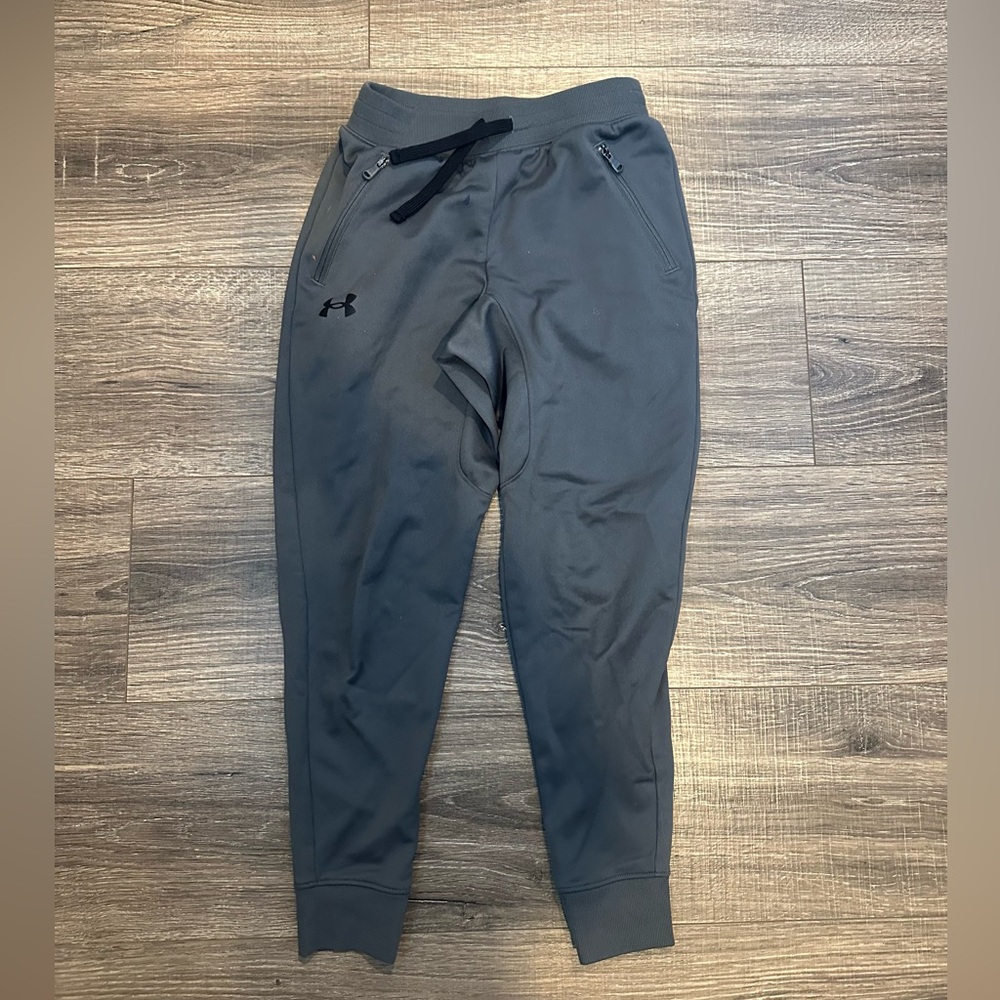 Under Armour Kids Small Gray Jogger Pants